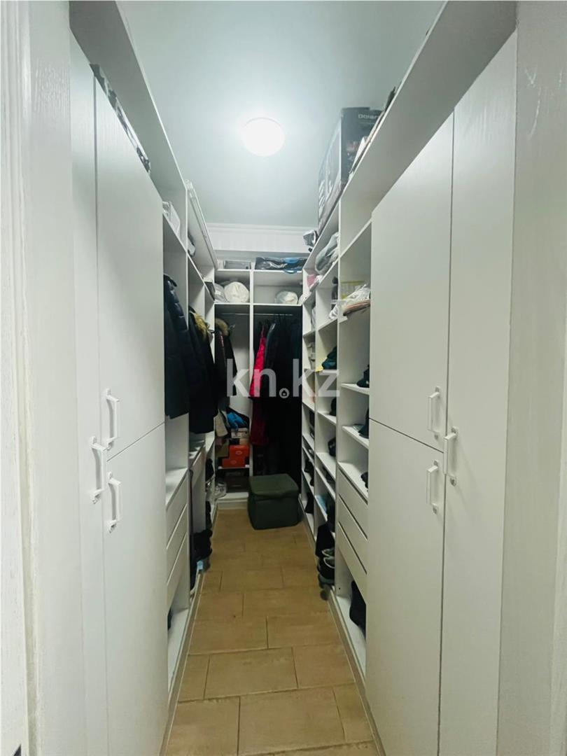 Продажа 4-комнатной квартиры, 131 м² в Караганде - фото 21