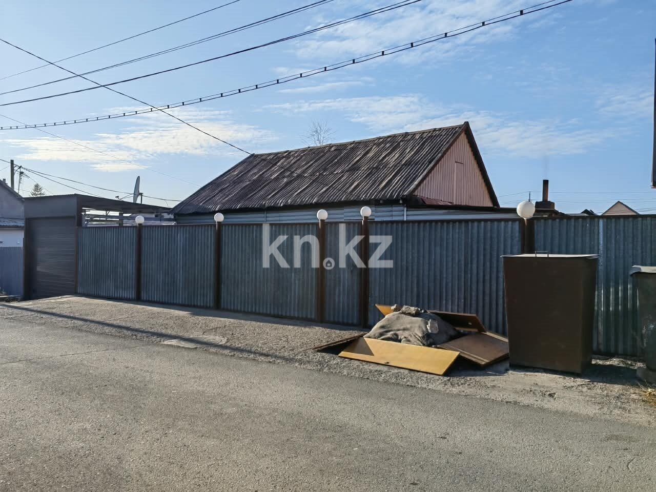Продажа 2-комнатного дома, 65 м² в Караганде