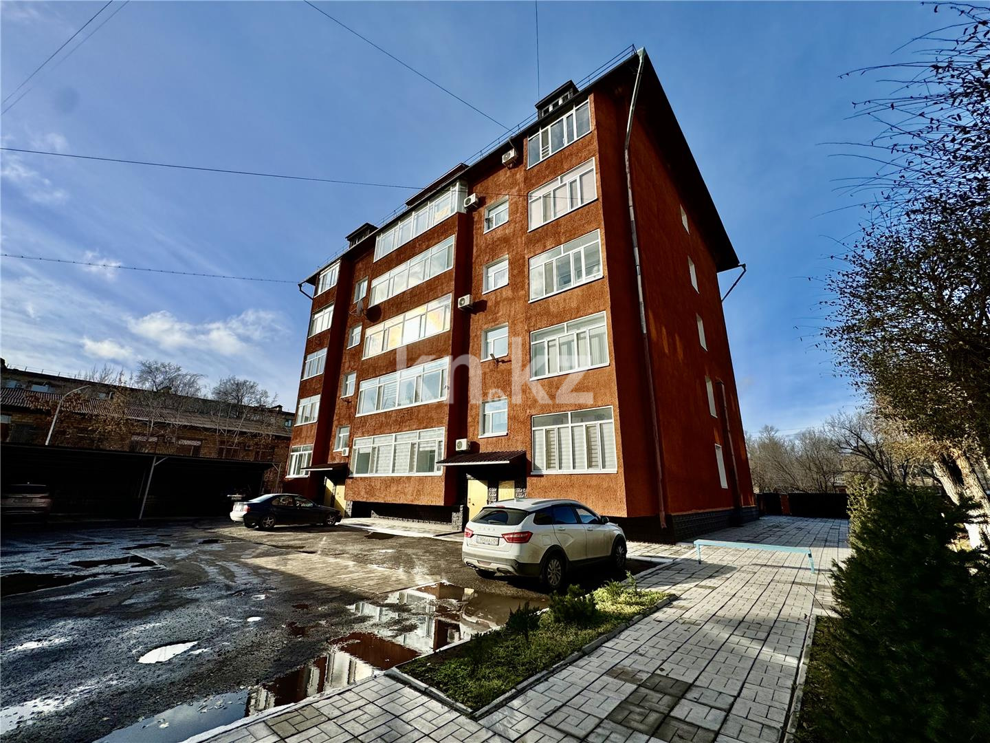 Продажа 6-комнатной квартиры, 227 м², ул. Ерубаева, дом  50/6 в Караганде - фото 55