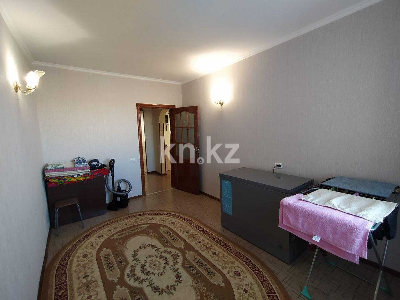 Продажа 3-комнатной квартиры, 64 м², мкр-н Гульдер-1 в Караганде - фото 8