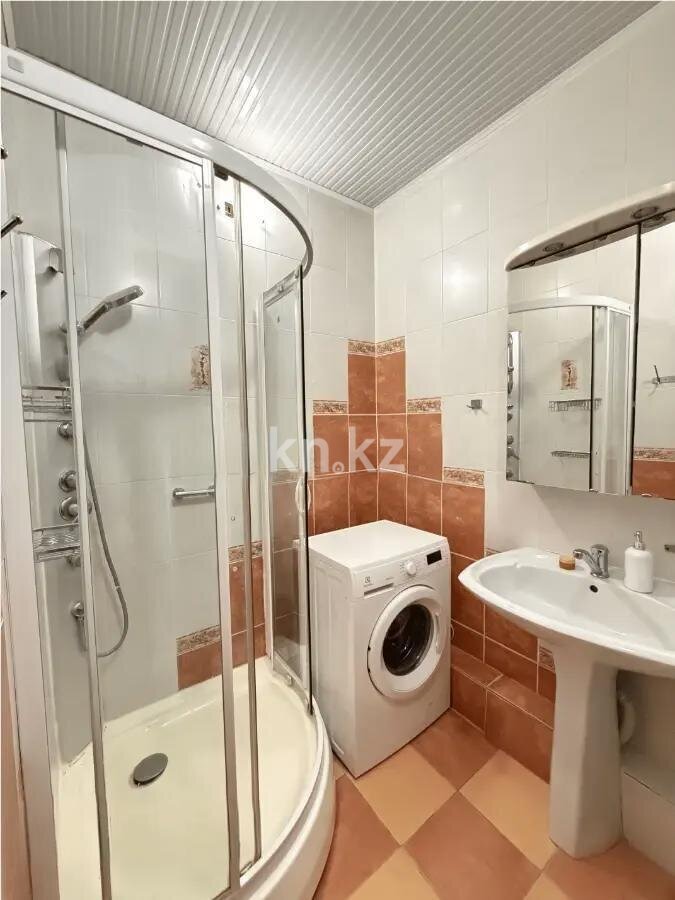 Продажа 2-комнатной квартиры, 63.9 м² в Алматы - фото 3