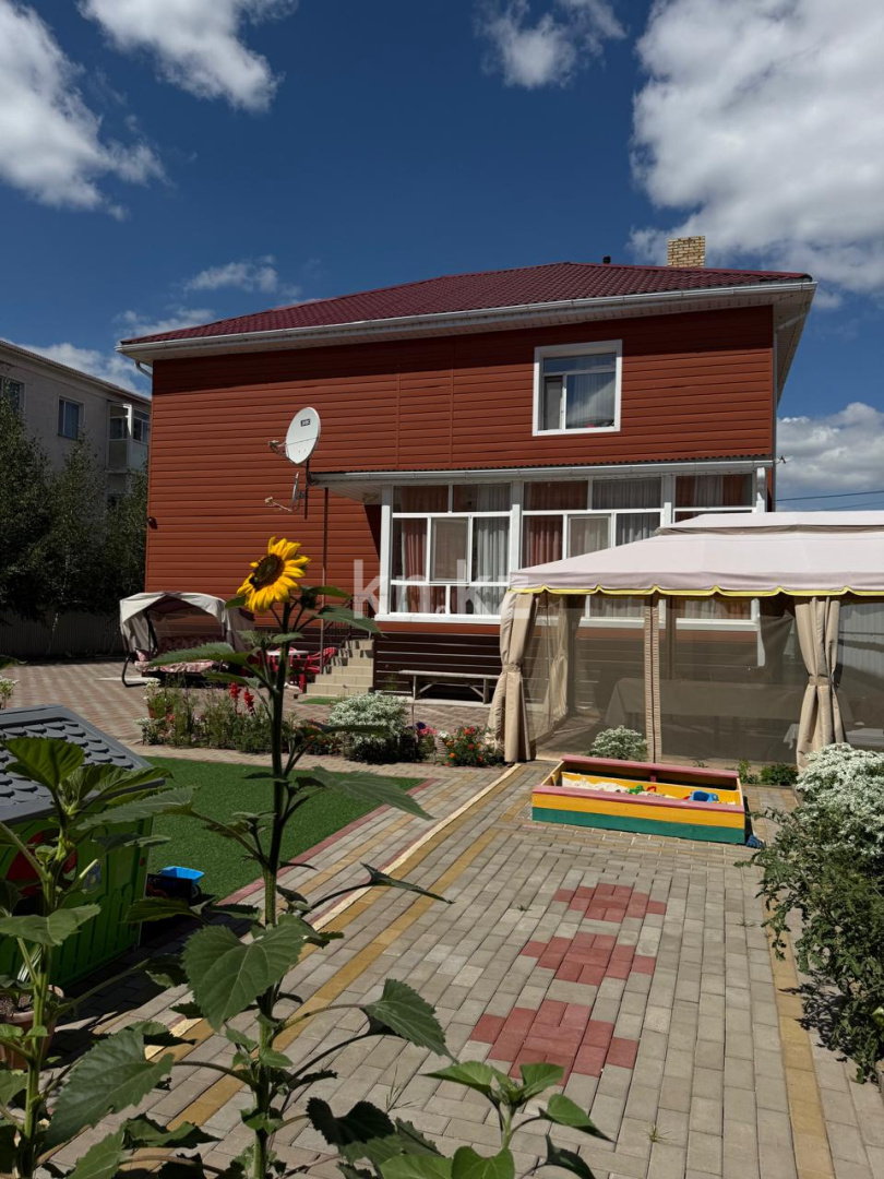 Продажа 7-комнатного дома, 370 м² в Караганде - фото 23