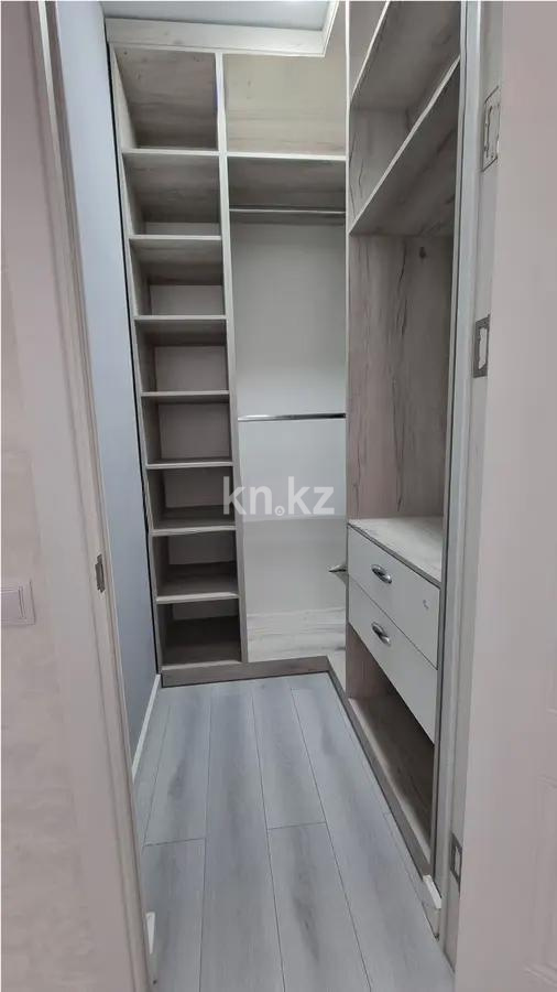 Продажа 2-комнатной квартиры, 64 м², ул. Букетова, дом  3/2 в Караганде - фото 3