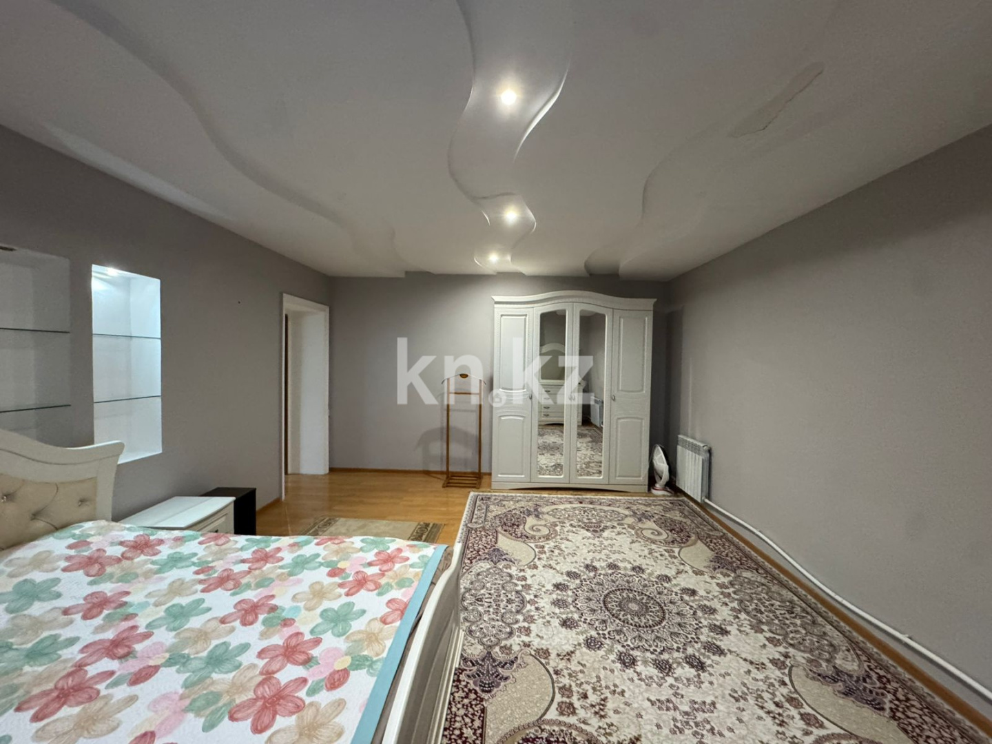 Продажа 4-комнатного дома, 321 м², ул. Кунгей в Караганде - фото 11