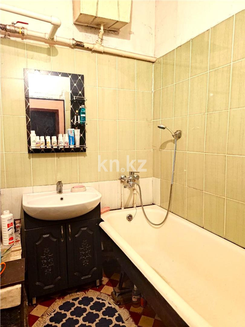 Продажа 3-комнатной квартиры, 68 м², ул. Медицинская в Караганде - фото 14