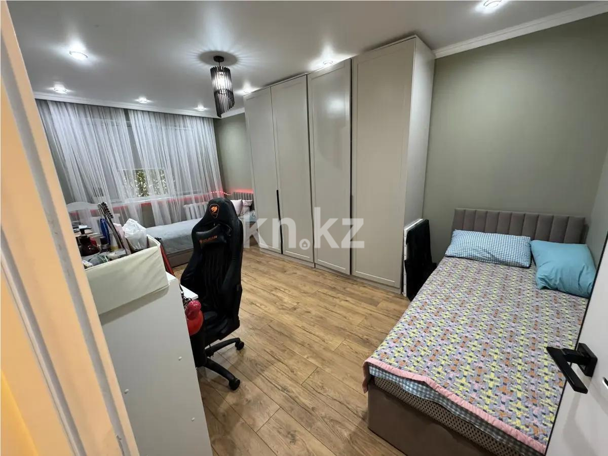 Продажа 2-комнатной квартиры, 43 м², 10 мкр., дом  7 в Алматы - фото 2