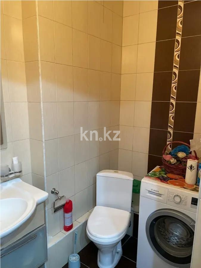 Продажа 3-комнатной квартиры, 104 м², мкр-н Аксай-1а, дом  27 в Алматы - фото 6