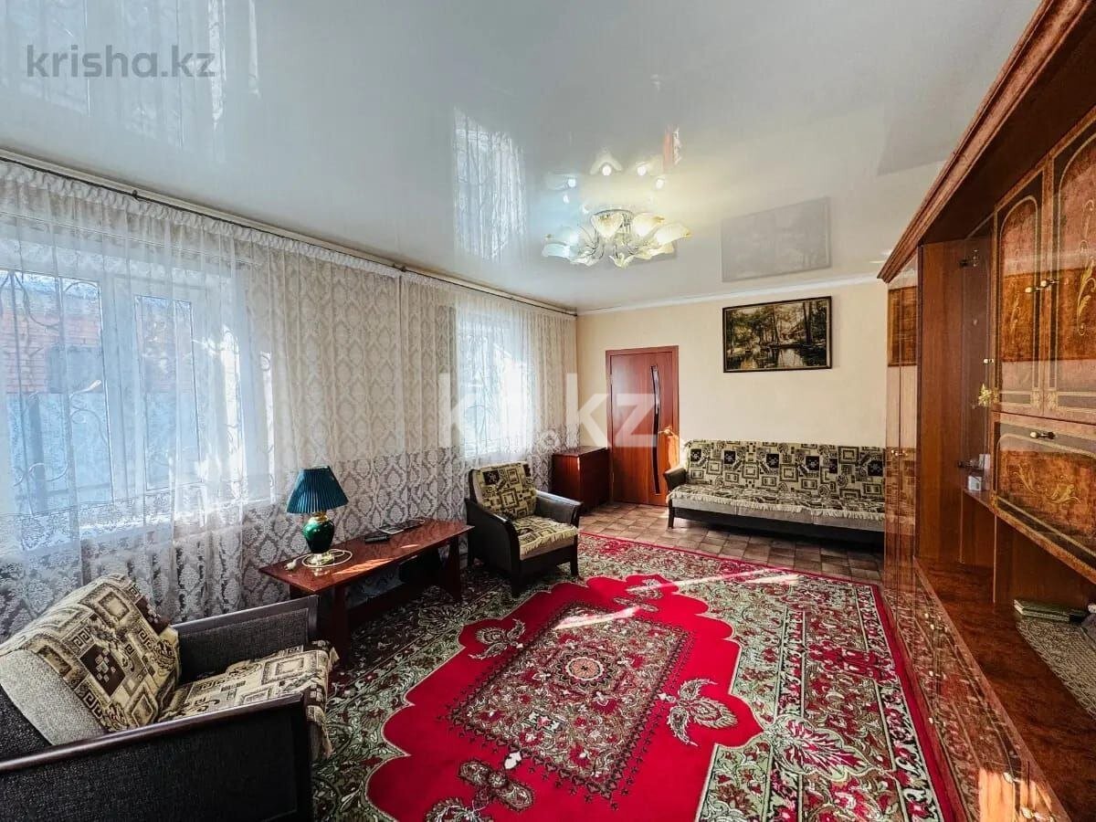 Продажа 4-комнатного дома, 86 м² в Караганде