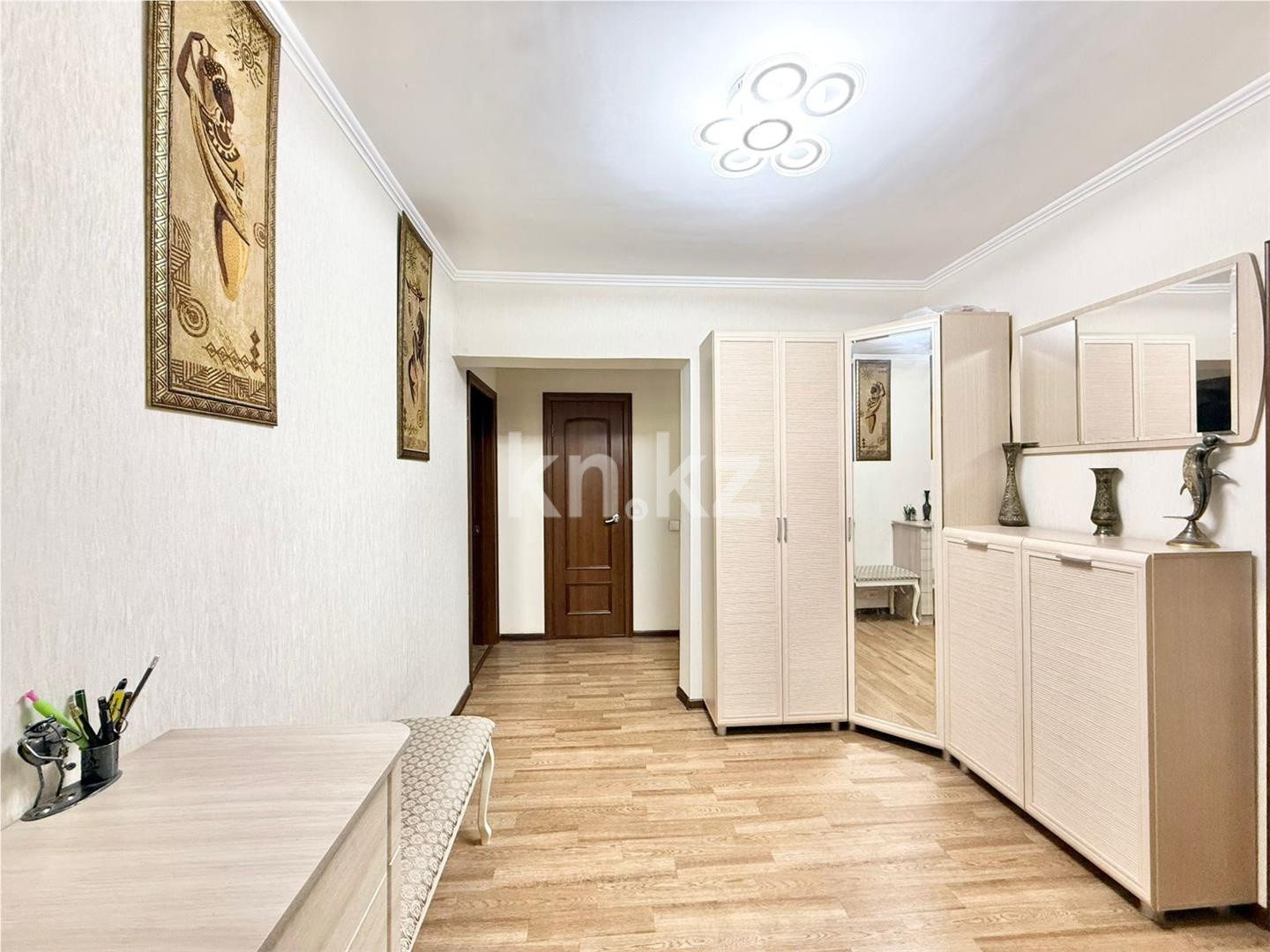 Продажа 4-комнатной квартиры, 78 м² в Караганде - фото 17