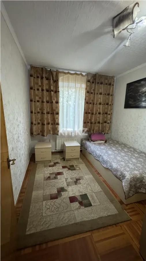 Продажа 4-комнатной квартиры, 79 м², ул. Дюсембекова, дом  67 в Караганде - фото 4