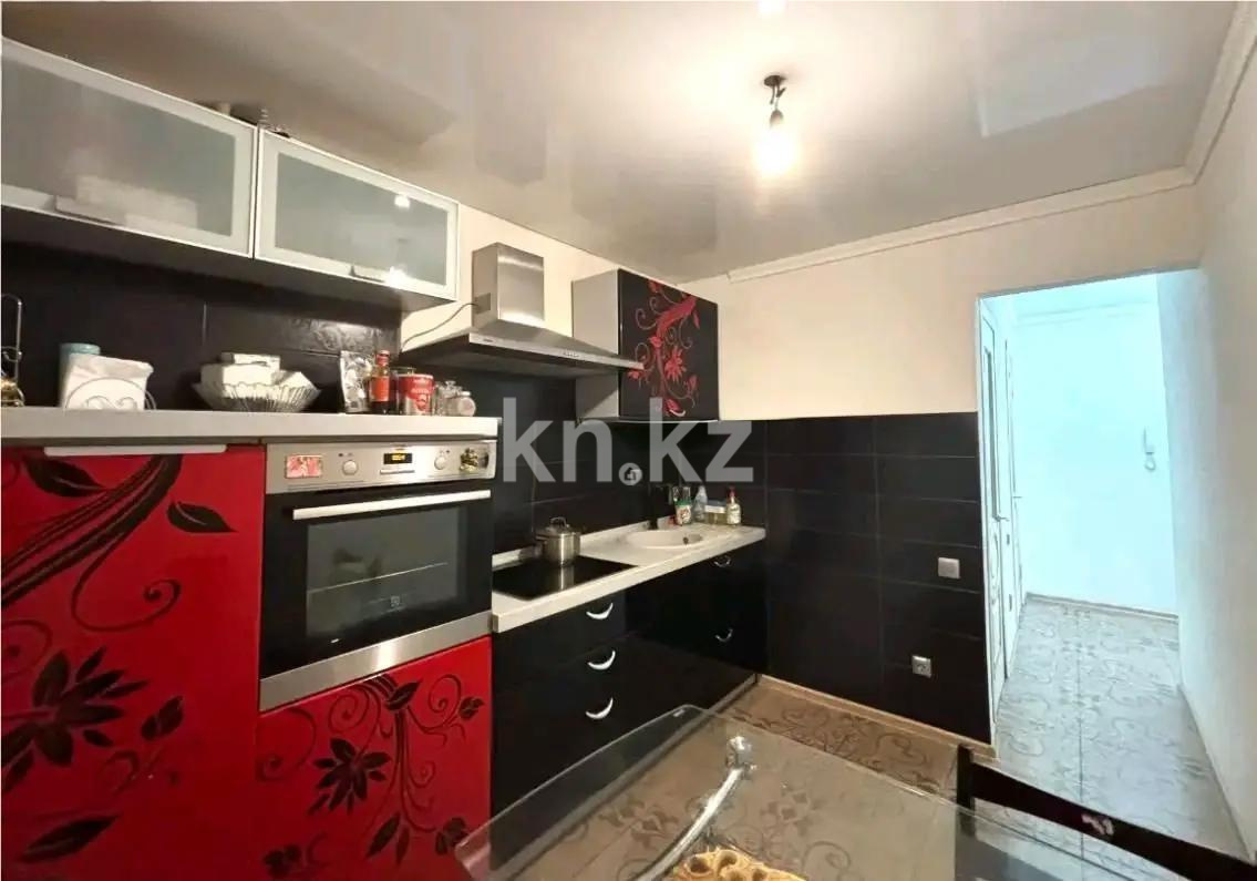 Продажа 1-комнатной квартиры, 37 м², ул. Сатыбалдина, дом  13 в Караганде - фото 2