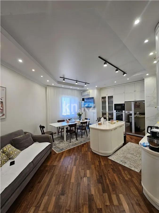 Продажа 4-комнатной квартиры, 174.4 м² в Астане - фото 2