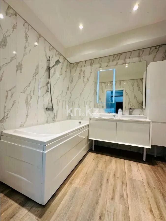 Продажа 3-комнатной квартиры, 105 м² в Алматы - фото 4