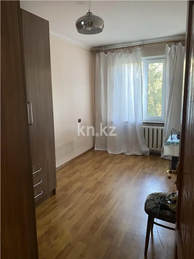 Продажа 3-комнатной квартиры, 60 м², мкр-н Аксай-2, дом  23 в Алматы - фото 2