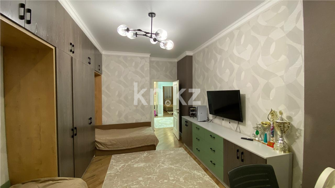 Продажа 4-комнатной квартиры, 107 м², ул. Таттимбета в Караганде - фото 9