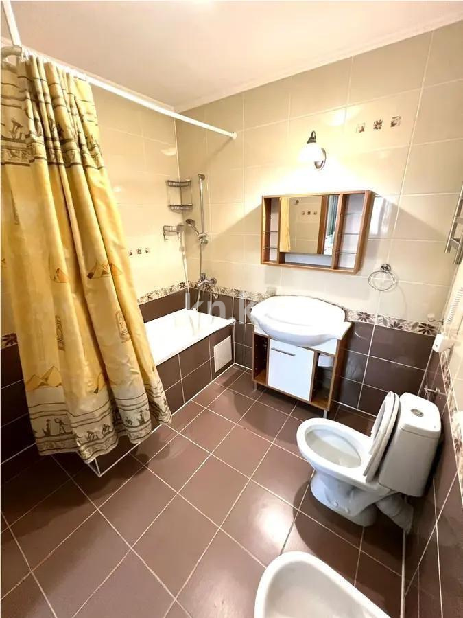 Продажа 5-комнатной квартиры, 200 м², пр. Абая в Астане - фото 6