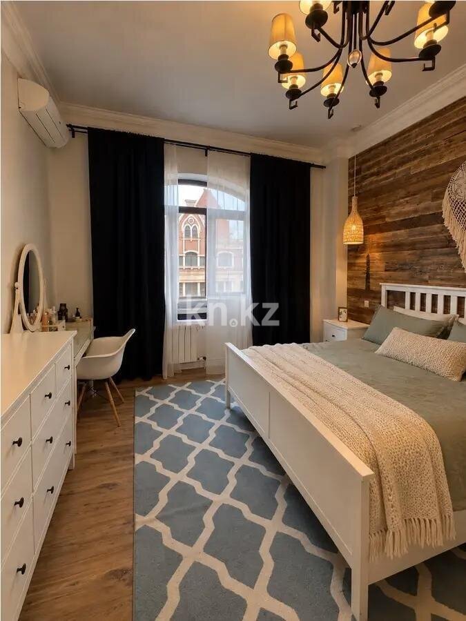 Продажа 4-комнатной квартиры, 147.7 м² в Астане - фото 2