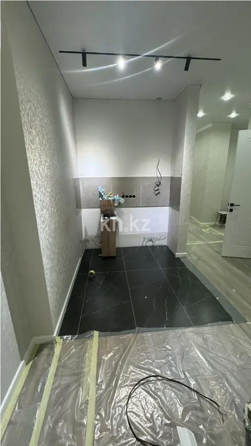 Продажа 4-комнатной квартиры, 100 м², ул. Букетова, дом  3 в Караганде