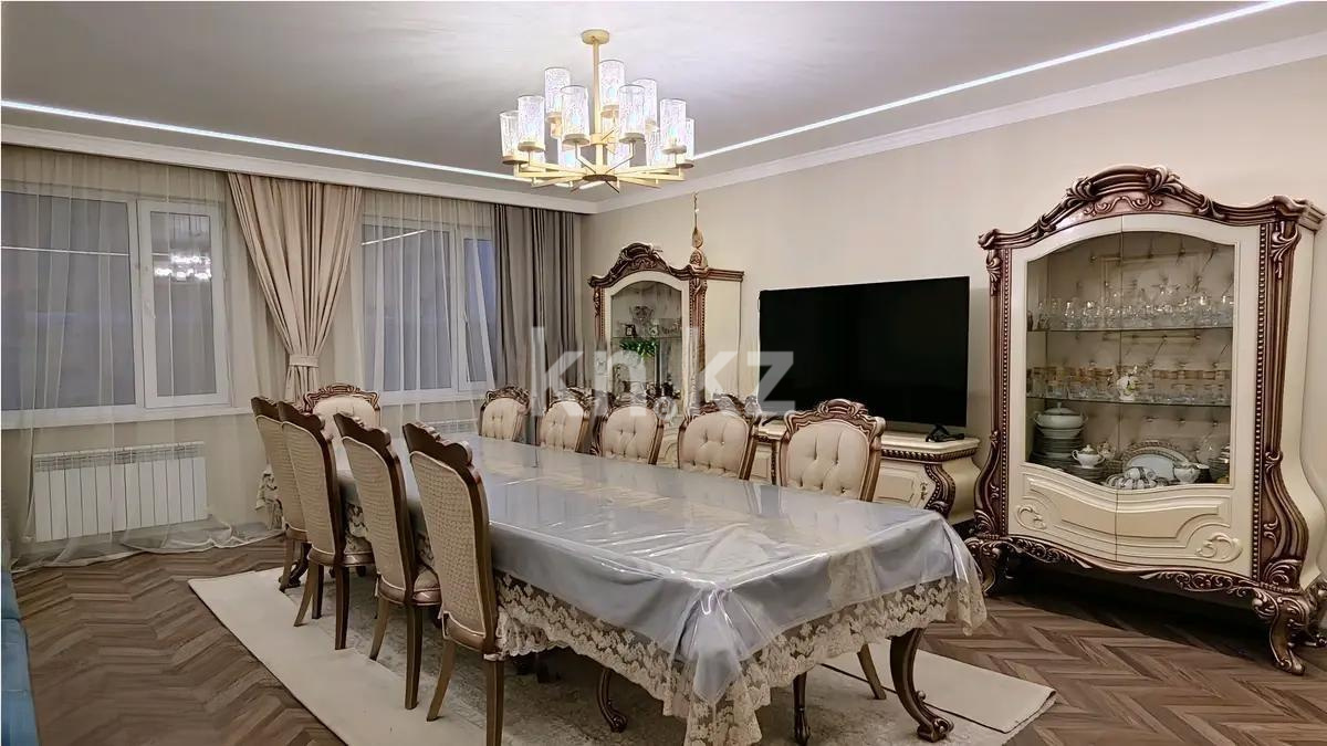 Продажа 6-комнатной квартиры, 210 м² в Астане