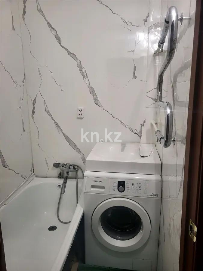 Продажа 2-комнатной квартиры, 48 м², мкр-н 15, дом  14 в Караганде - фото 5