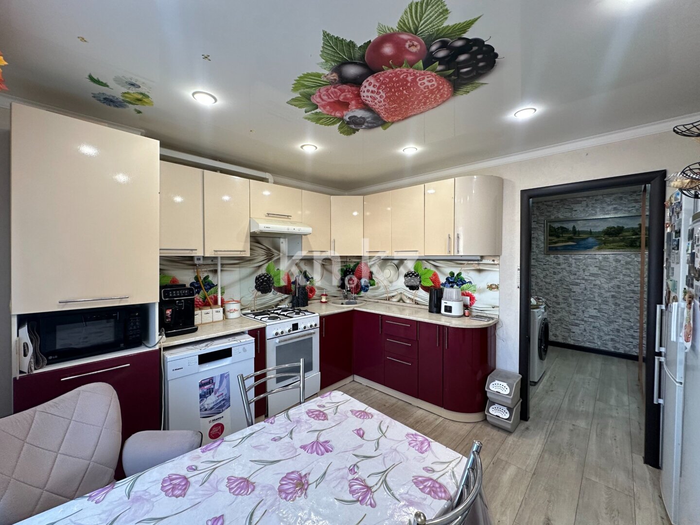 Продажа 4-комнатной квартиры, 86.9 м² в Караганде - фото 15