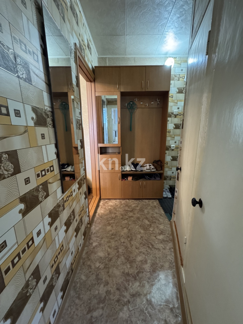 Продажа 2-комнатной квартиры, 44 м², 19 мкр., дом  73 в Караганде - фото 10