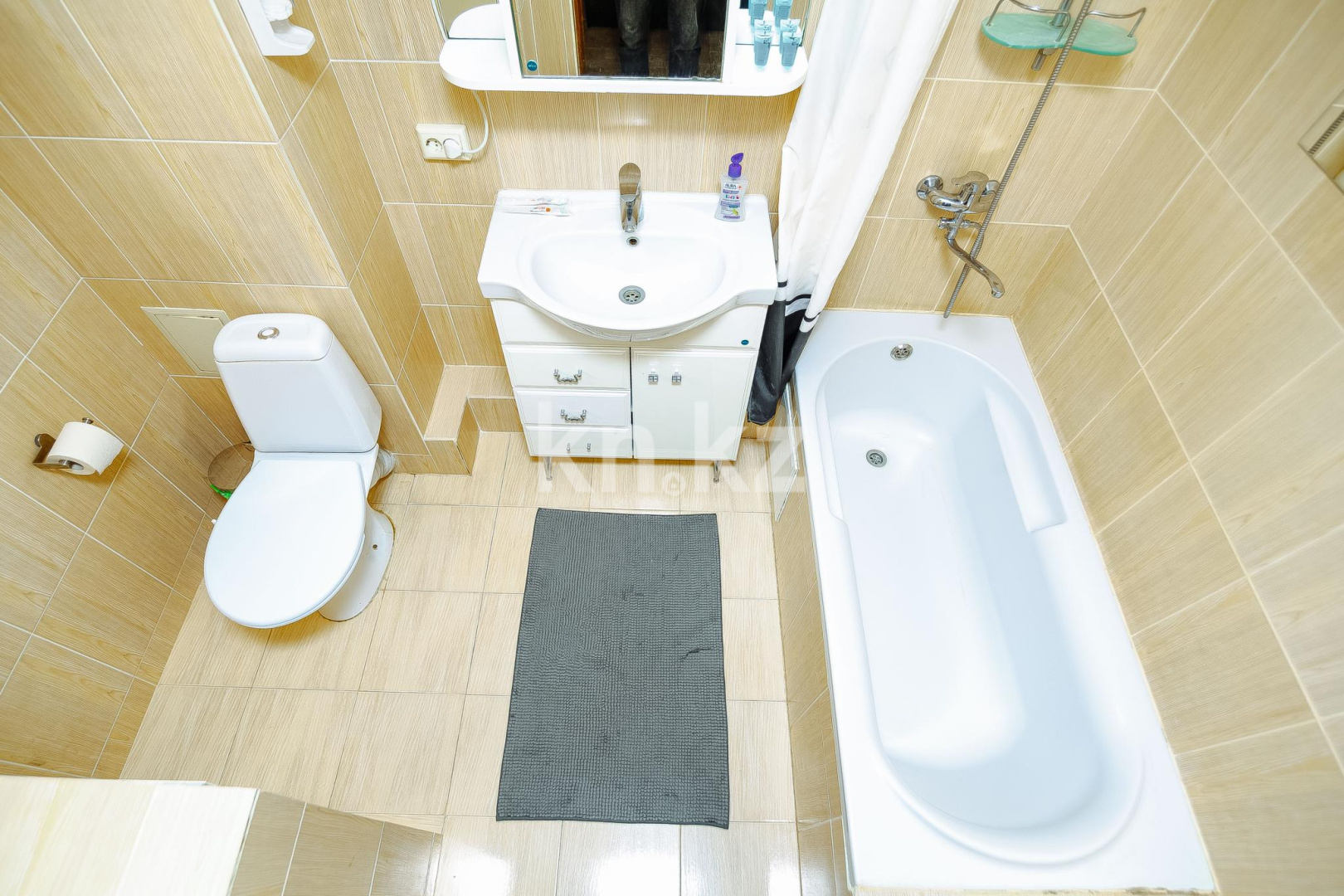 Аренда 3-комнатной квартиры посуточно, 90 м² в Астане - фото 11