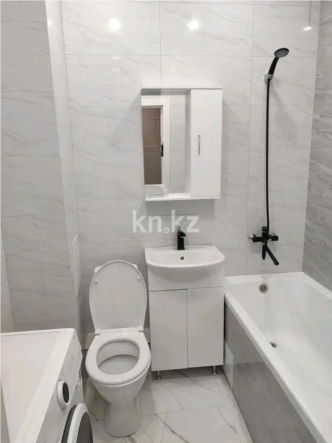 Продажа 1-комнатной квартиры, 42 м², ул. Кордай, дом  99 в Астане - фото 3