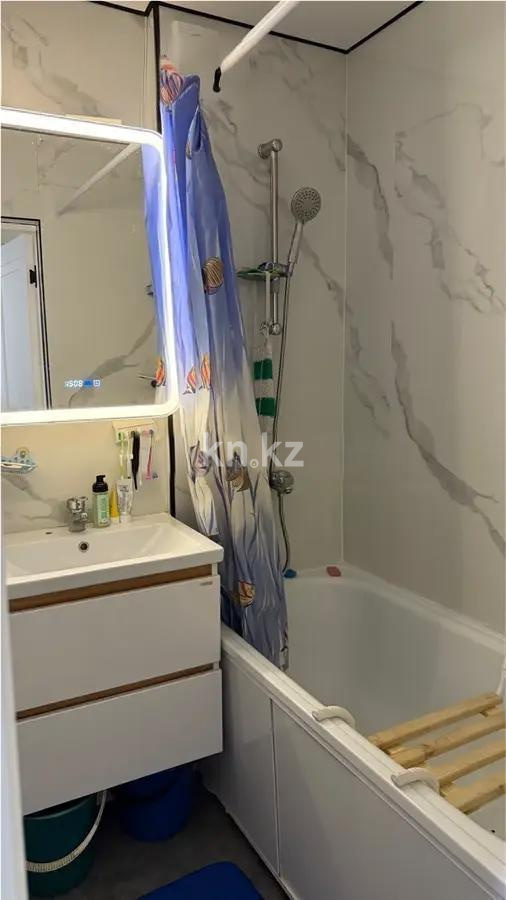 Продажа 3-комнатной квартиры, 57 м², ул. Таха Хусейна, дом  15 в Астане - фото 5