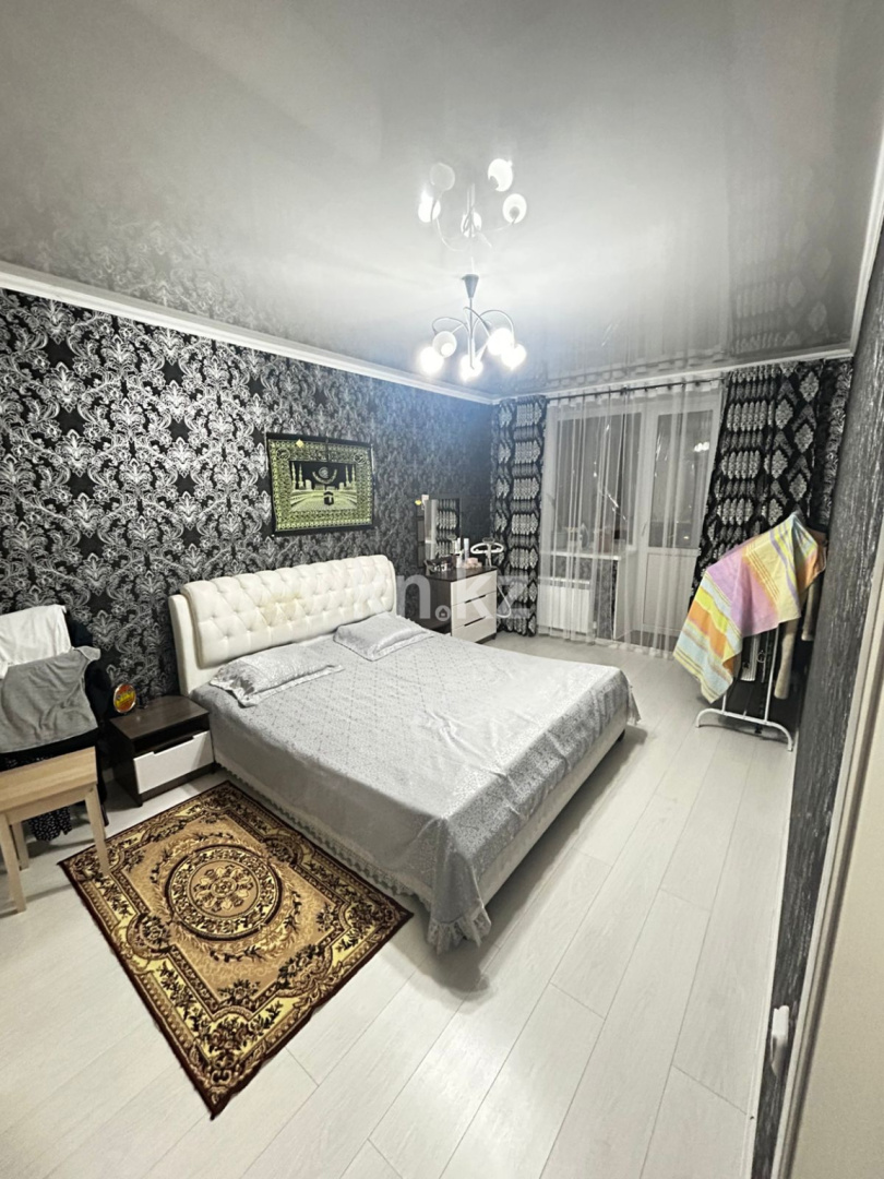 Продажа 3-комнатной квартиры, 69 м², ул. Сарыарка, дом  6 в Караганде - фото 6