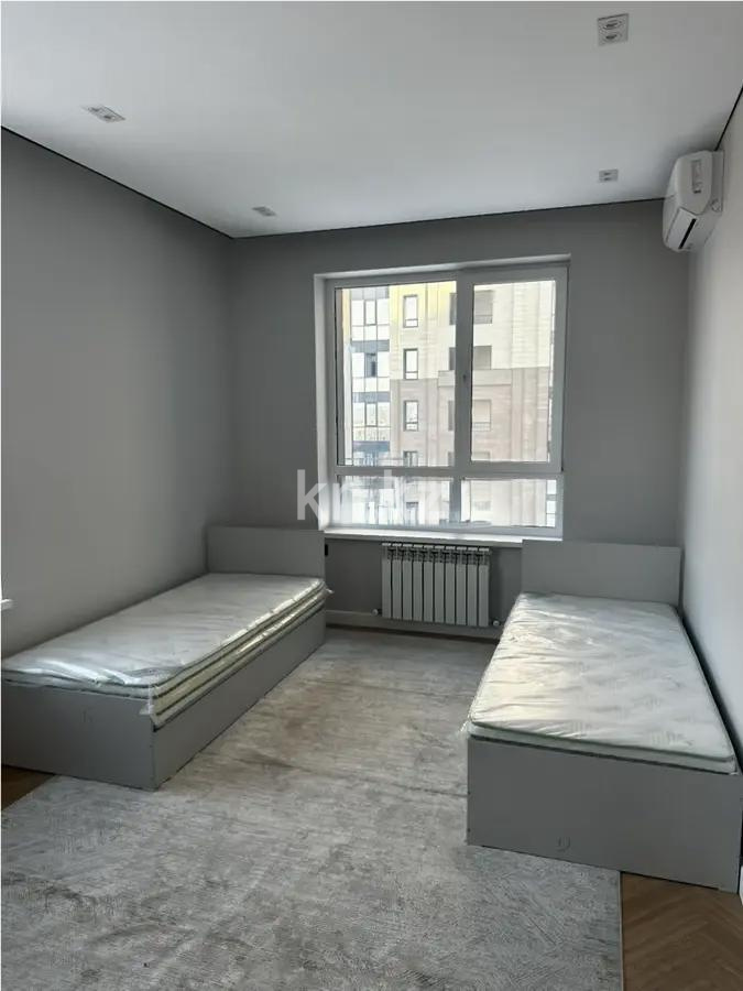 Продажа 3-комнатной квартиры, 118 м², ул. Жарокова, дом  218 в Алматы - фото 3