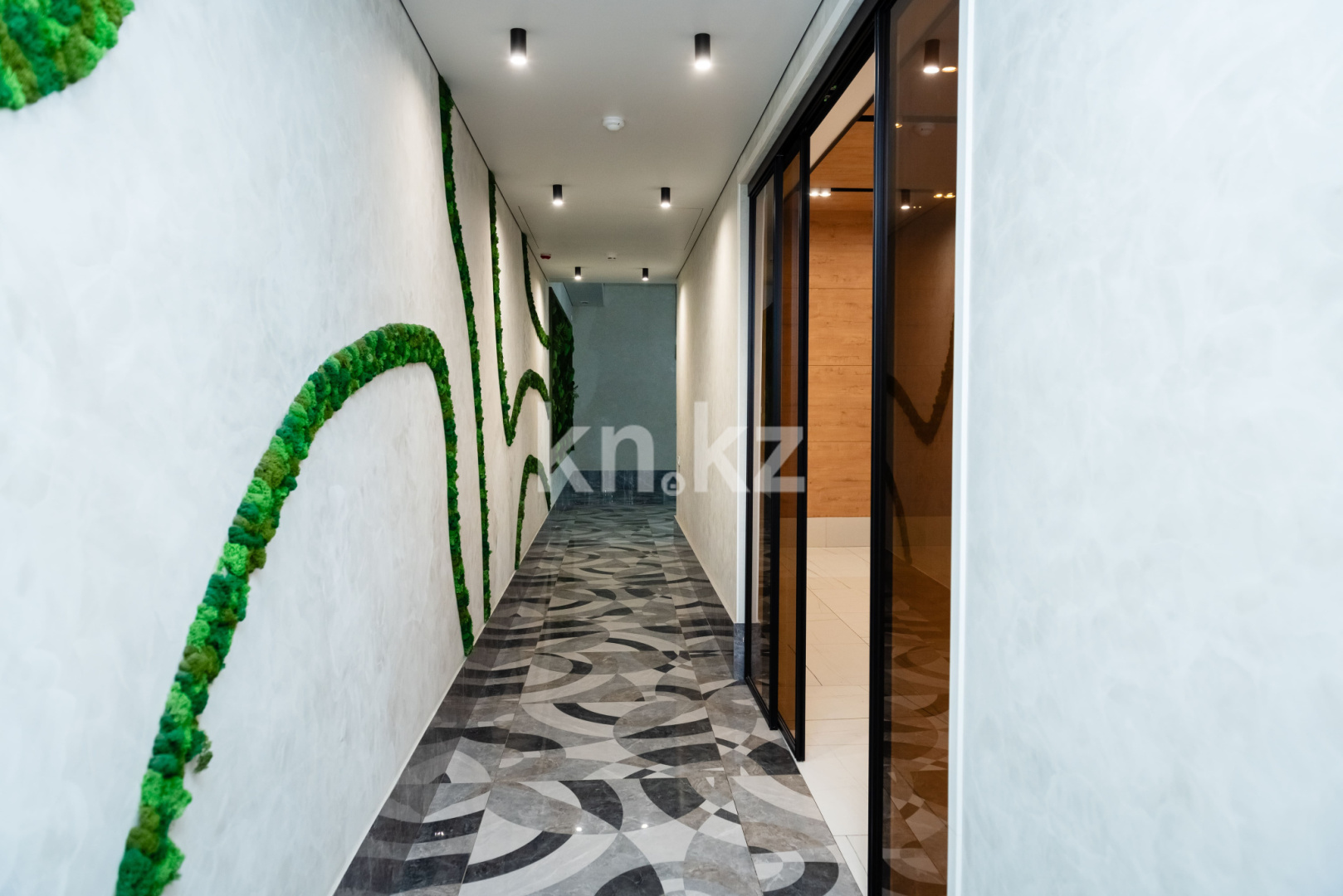 Продажа , 300 м², ул. Муканова, дом  53 в Караганде - фото 14