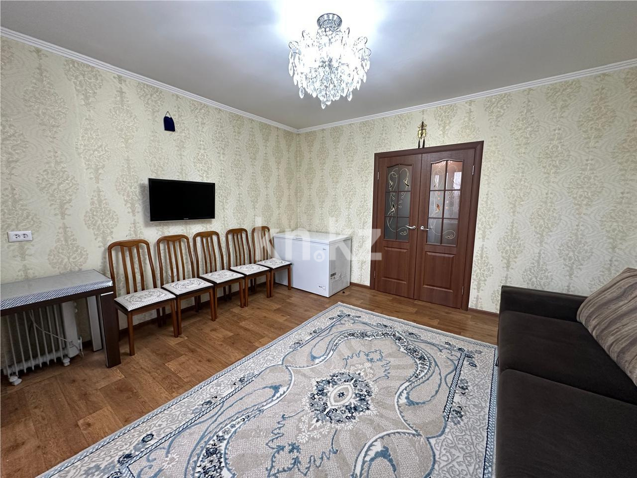 Продажа 2-комнатной квартиры, 53 м², мкр-н 22 в Караганде - фото 2
