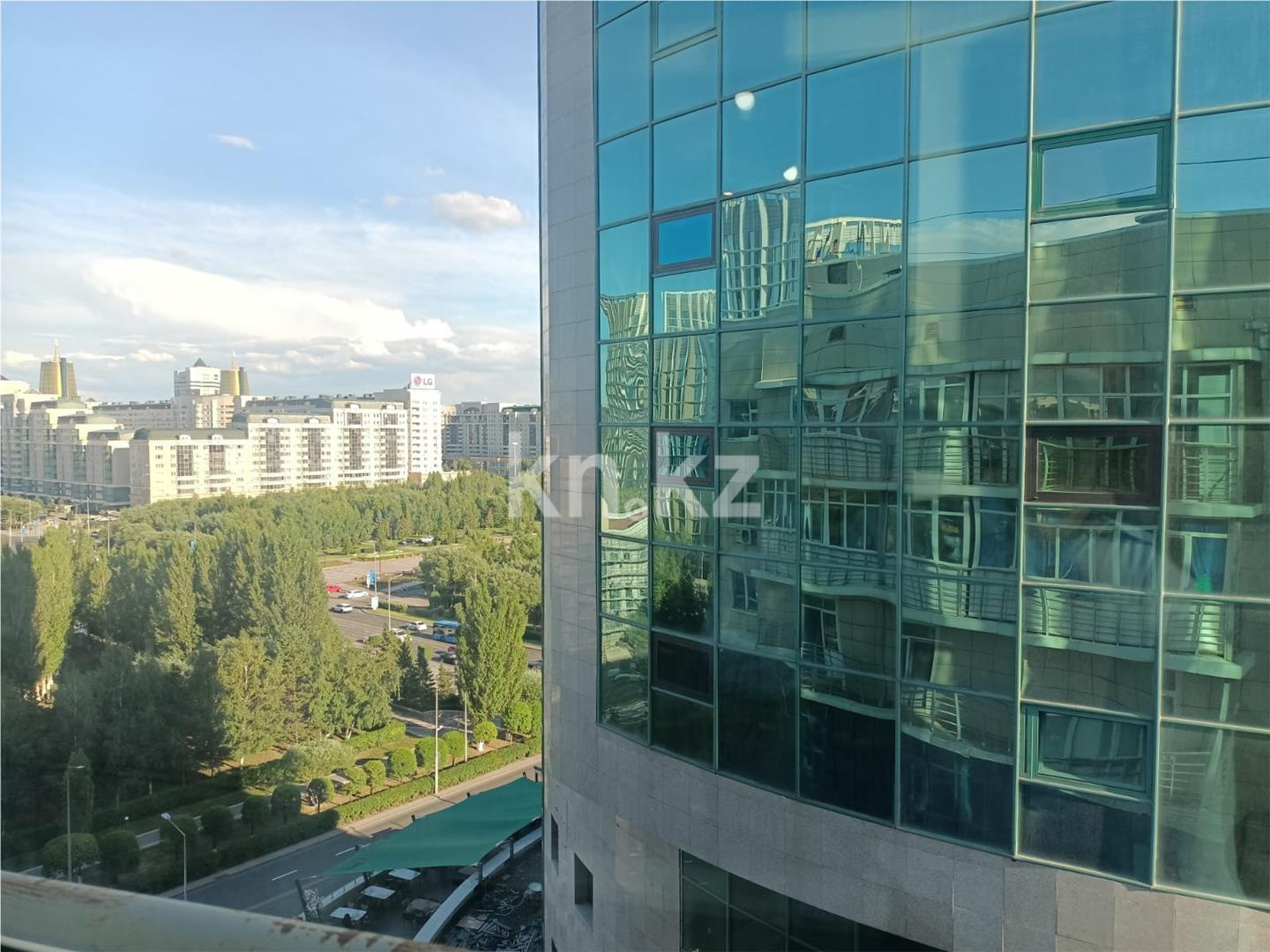 Продажа 5-комнатной квартиры, 200 м² в Астане - фото 44