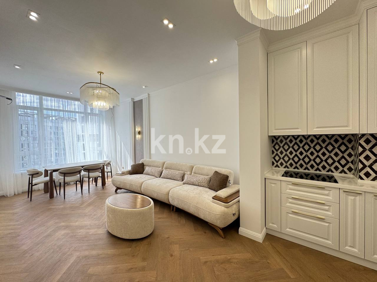 Продажа 4-комнатной квартиры, 96 м² в Астане