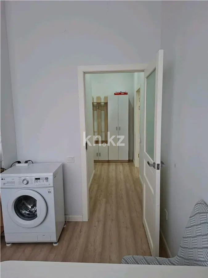 Продажа 1-комнатной квартиры, 39.3 м², пр. Кабанбай батыра, дом  49а в Астане - фото 2