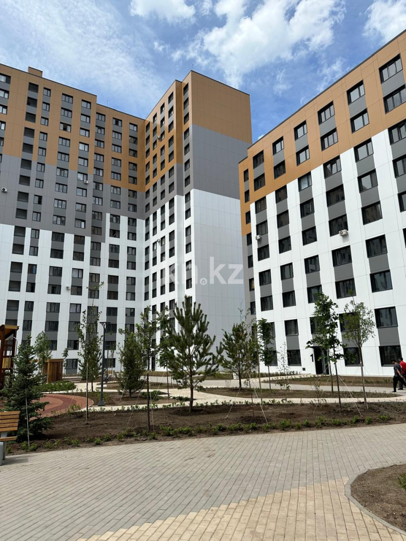 Продажа , 100 м², пр. Туран, дом  55 в Астане