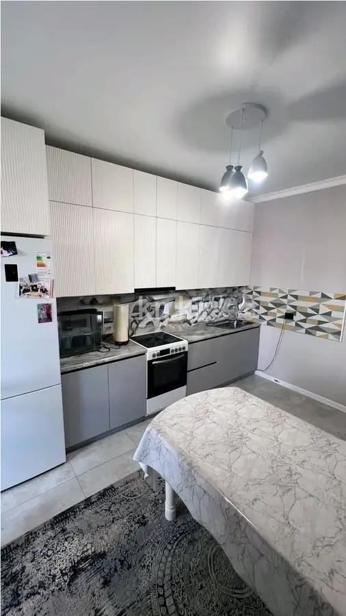Продажа 2-комнатной квартиры, 65 м² в Караганде - фото 3