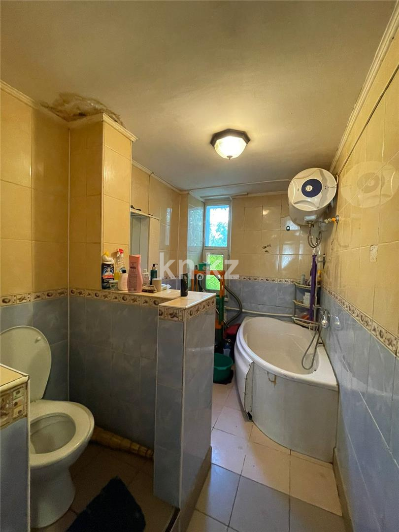 Продажа 2-комнатной квартиры, 61 м², ул. Жамбыла в Караганде - фото 5