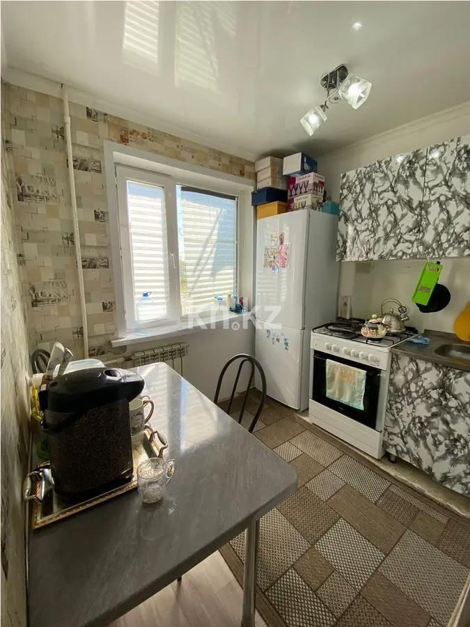 Продажа 2-комнатной квартиры, 46 м², 15-й мкр., дом  28 в Караганде - фото 3
