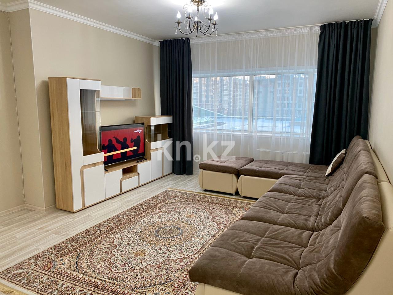 Аренда 4-комнатной квартиры посуточно, 180 м², ул. Достык, дом  5/1 - ул. Сауран в Астане