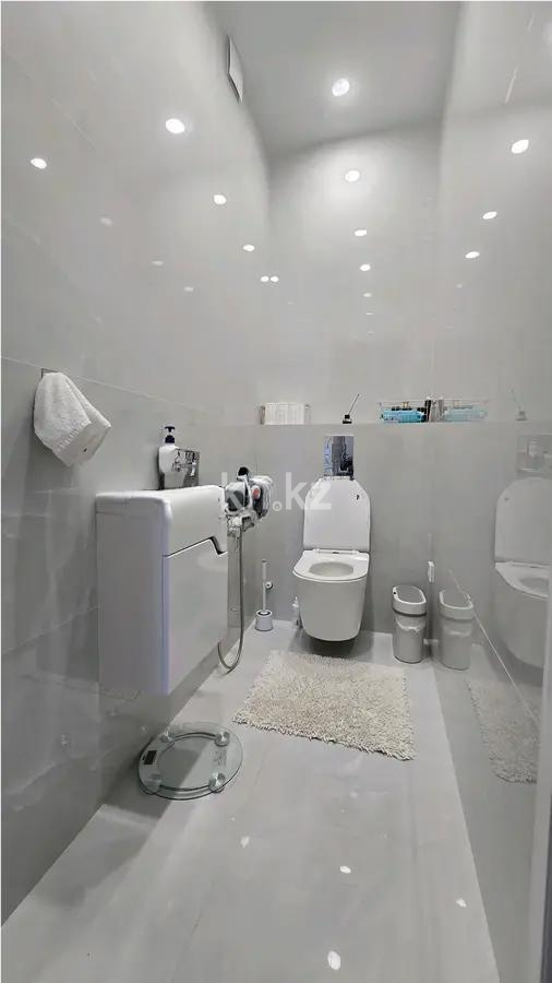 Продажа 3-комнатной квартиры, 75 м², пр. Абая, дом  160 в Алматы - фото 6