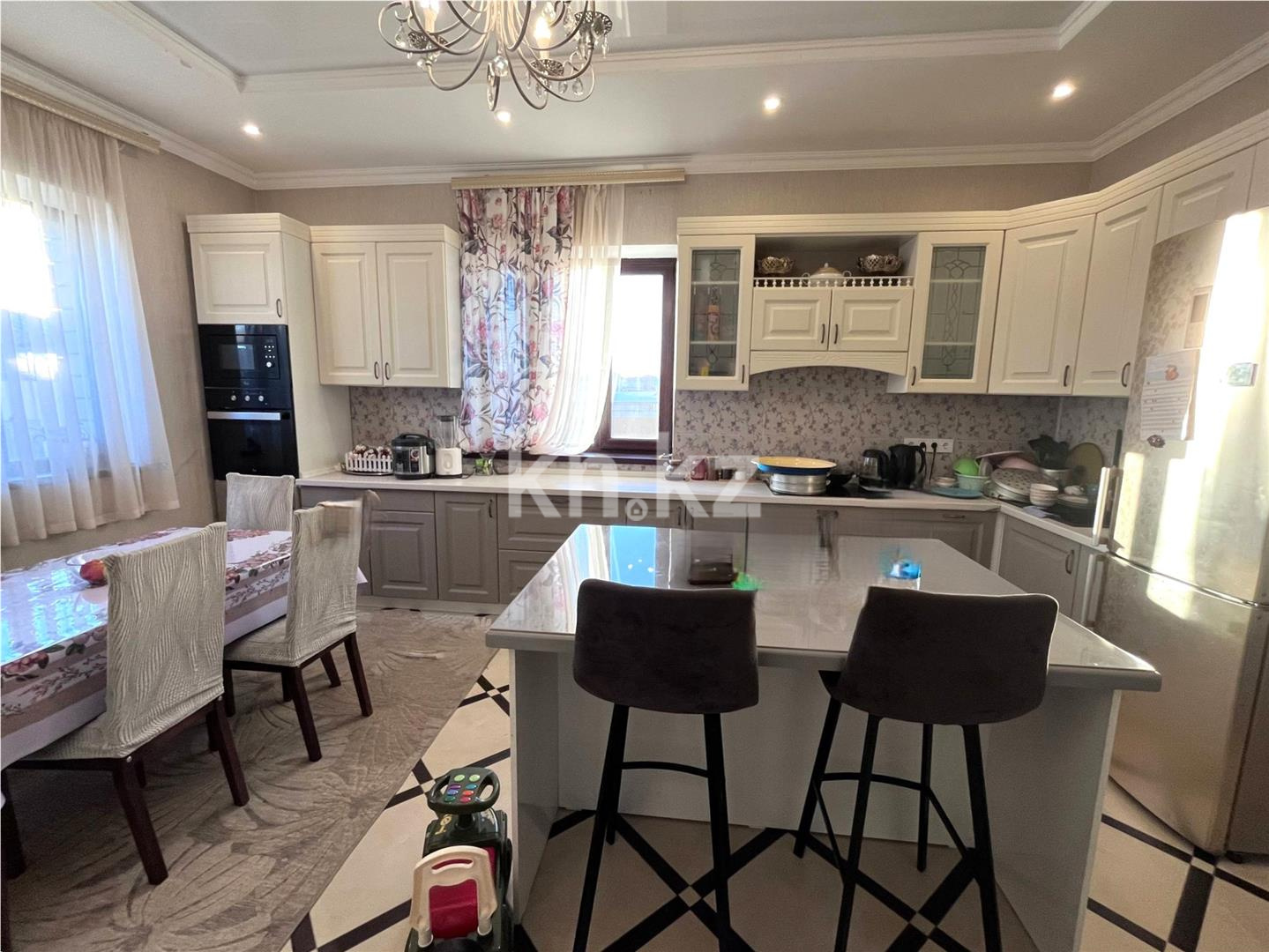 Продажа 5-комнатного дома, 283.2 м² в Караганде - фото 2