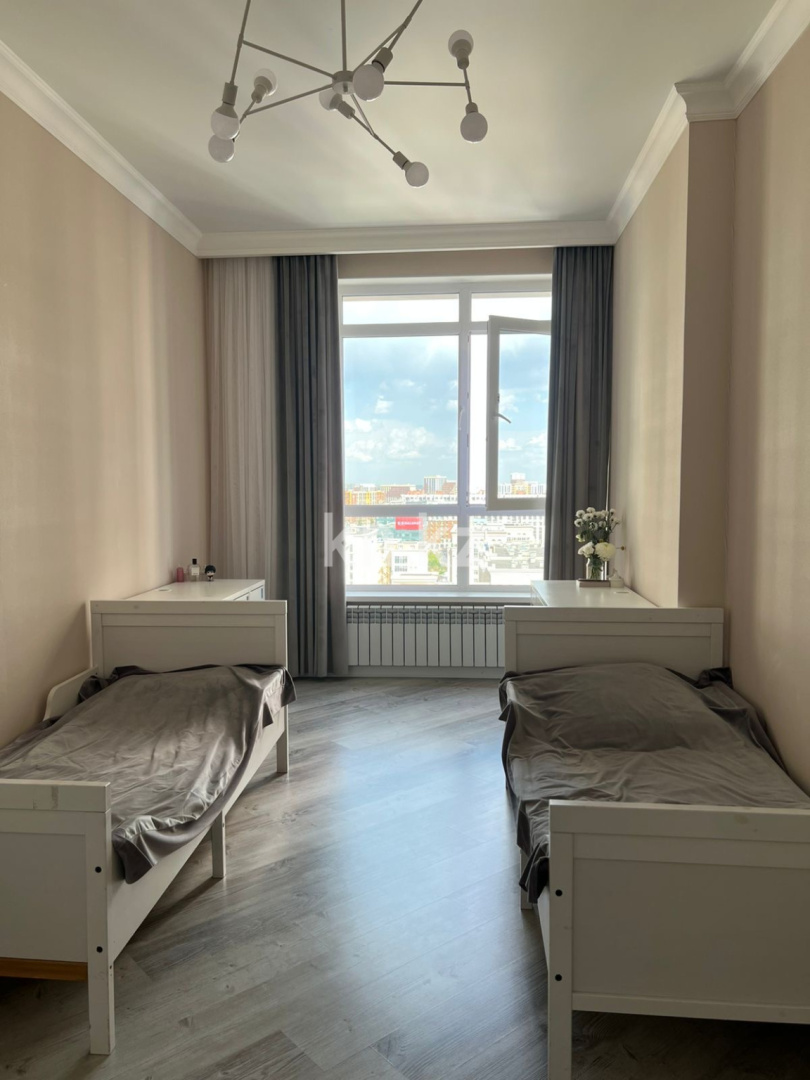 Продажа 3-комнатной квартиры, 90 м², ул. Туркестан, дом  14 - Туркестан 14 — Туркистан - Орынбор в Астане - фото 2