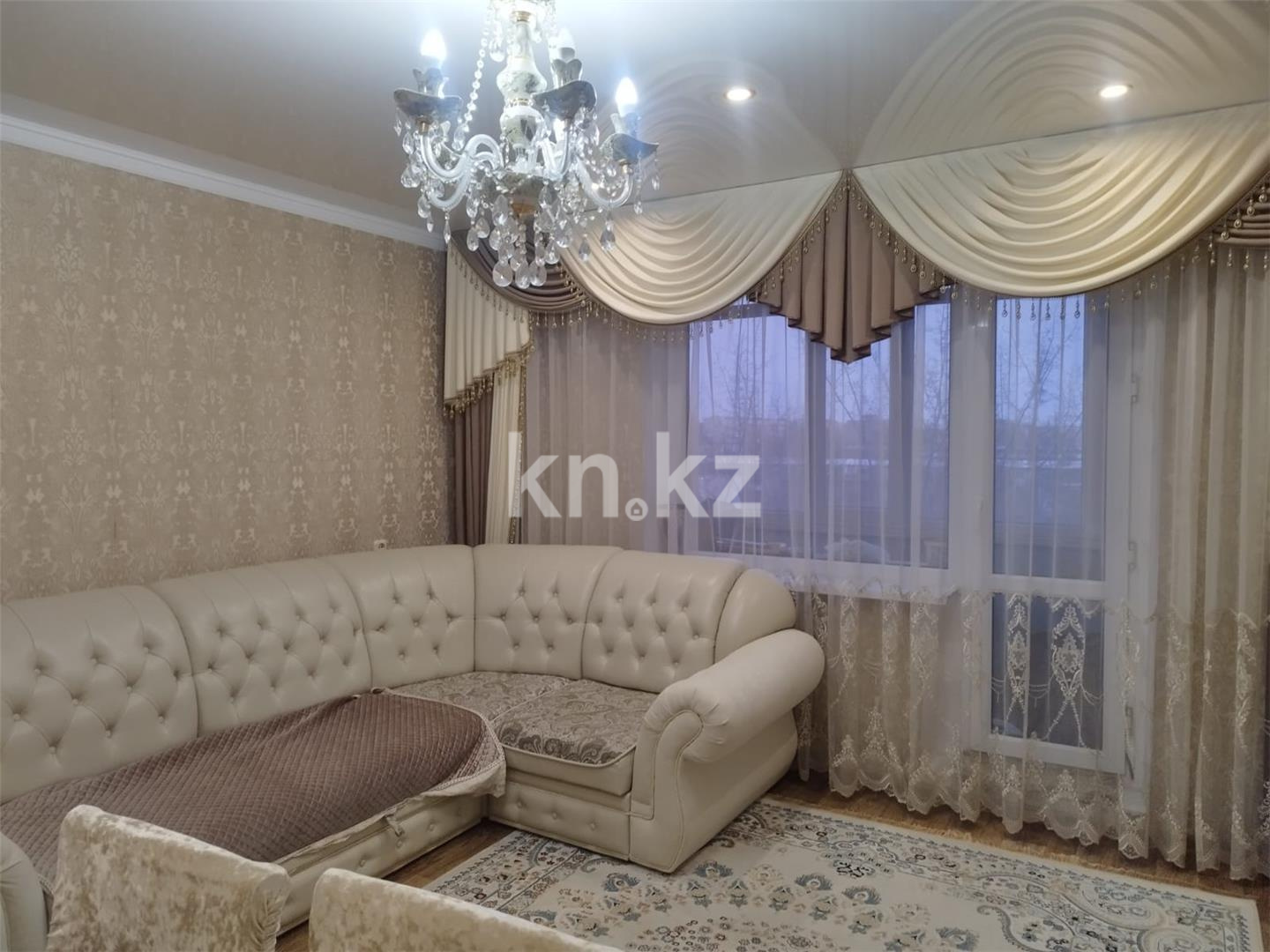 Продажа 3-комнатной квартиры, 64 м², пр. Шахтеров, дом  9 в Караганде