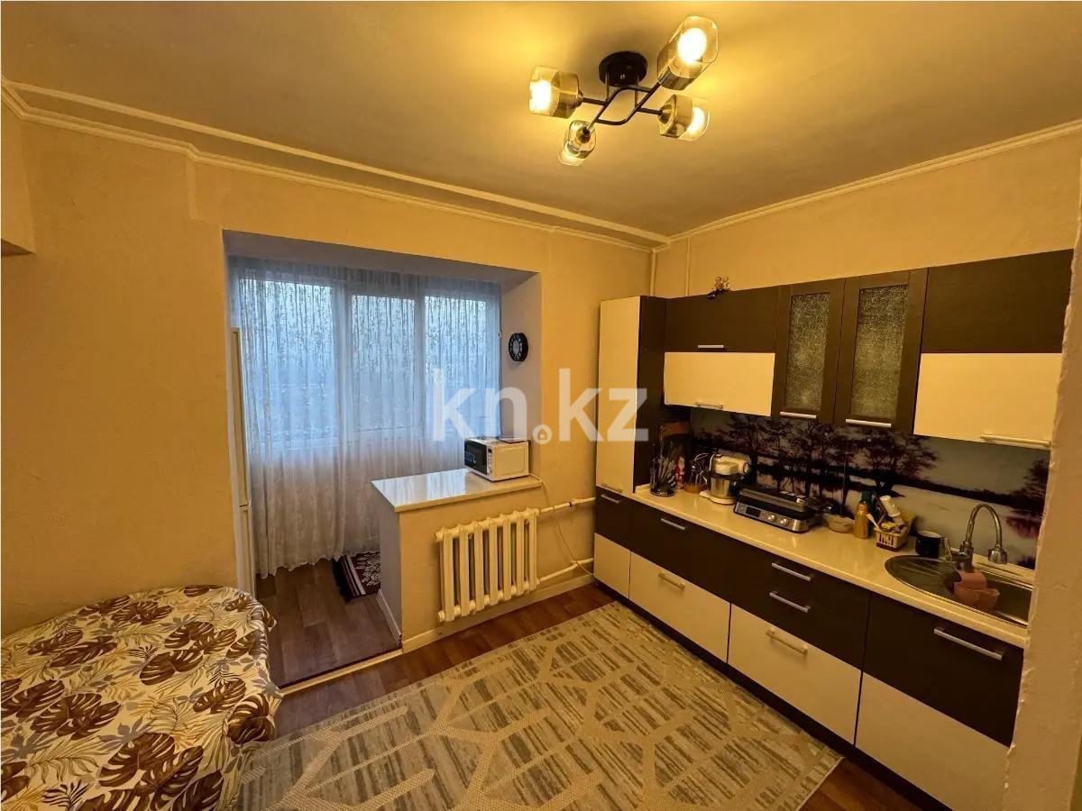 Продажа 3-комнатной квартиры, 71.1 м², мкр-н Аксай-3б, дом  2 в Алматы - фото 2