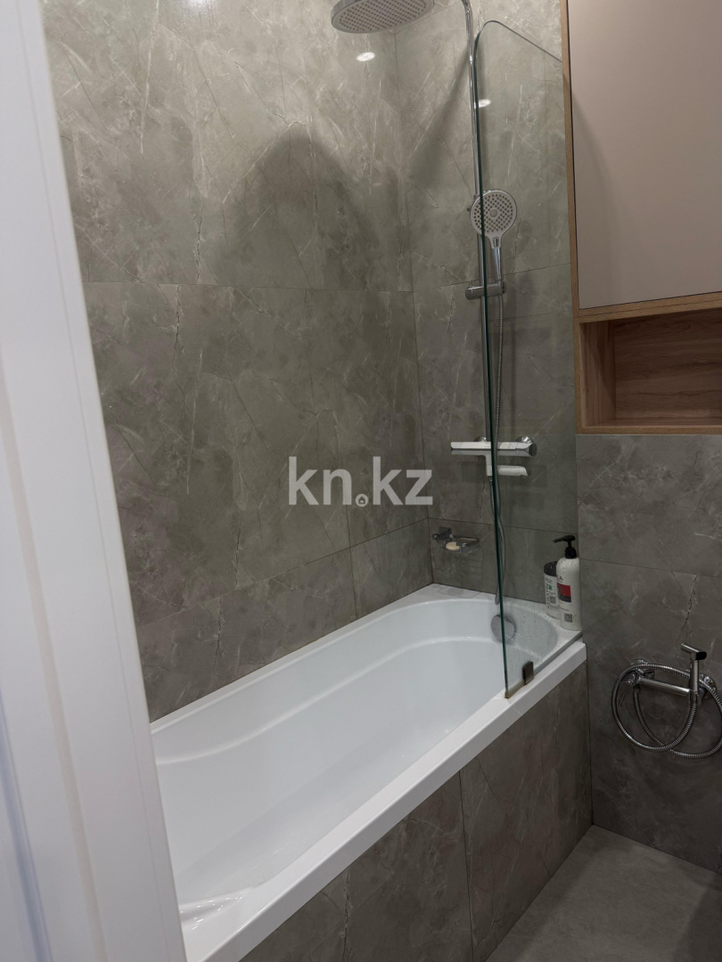 Продажа 3-комнатной квартиры, 95 м², пр. Туран, дом  55 - ул. Орынбор в Астане - фото 14