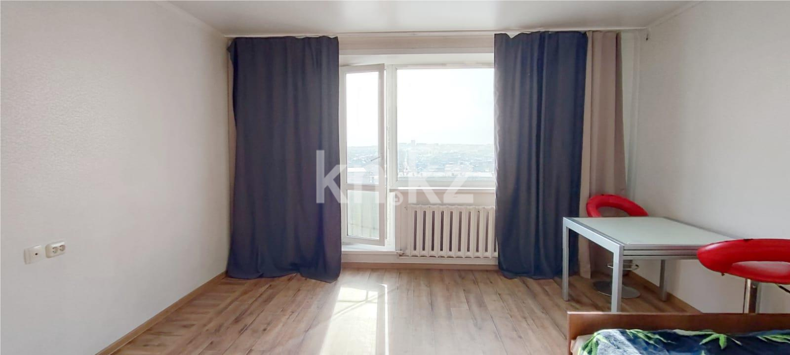 Продажа 4-комнатной квартиры, 76 м² в Караганде