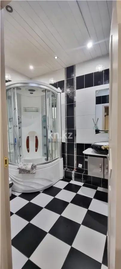 Продажа 2-комнатной квартиры, 71 м², ул. Достык, дом  5/1 в Астане - фото 3