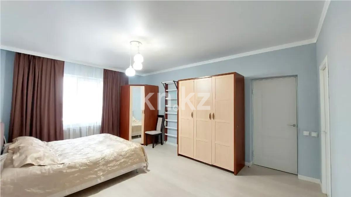 Продажа 4-комнатной квартиры, 145 м², ул. Жуалы, дом  1 в Алматы - фото 2